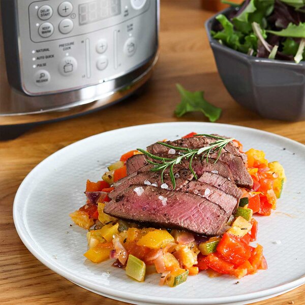 Hovězí steak sous-vide s ratatouille zeleninou